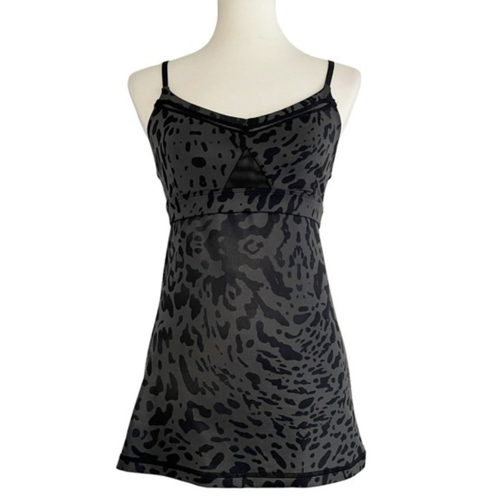 Lululemon Just‎ Breathe Tank Animal Swirl Deep Coal Black Size 6